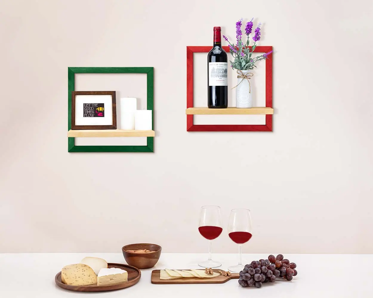 Étagères flottantes colorées, solution de rangement unique pour la cuisine, cadre en bois fait main avec couleurs et dimensions personnalisées.